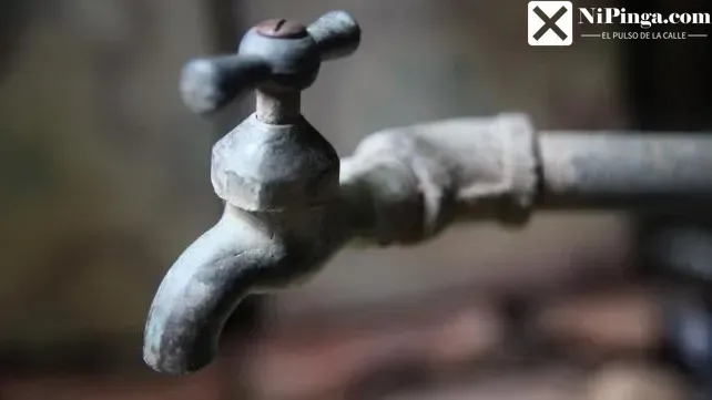 ¡17 Días Sin Agua! ¡Así está la cosa en el Vedado!