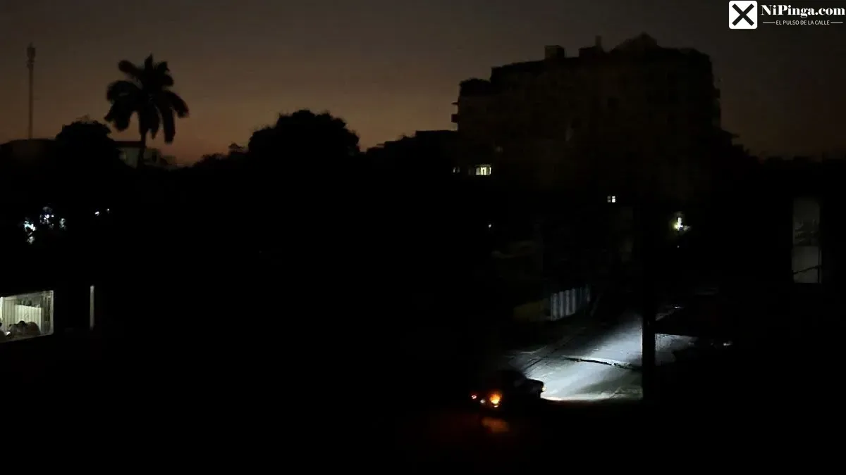 ¡Apagón Total! La Isla se Quedó a Oscuras (y sin Mentiras)