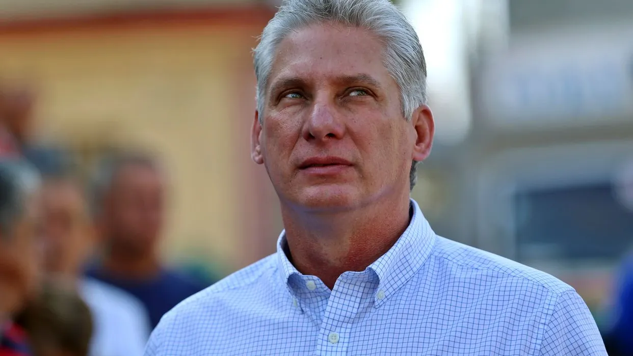 ¡Díaz-Canel y su IA. ¿Será que se quedó en Marte?!