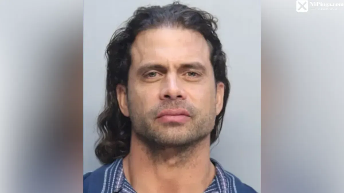 Moreno, ¡preso por un celular!